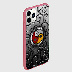 Чехол iPhone 11 Pro матовый Три слезы бога на металическом арнаменте, цвет: 3D-малиновый — фото 2