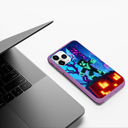 Чехол iPhone 11 Pro матовый Minecraft and halloween - neon glow, цвет: 3D-фиолетовый — фото 2