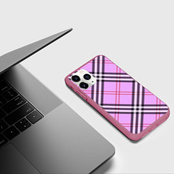 Чехол iPhone 11 Pro матовый Стильная клетка - крупно, цвет: 3D-малиновый — фото 2