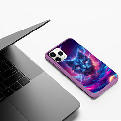 Чехол iPhone 11 Pro матовый Морда космического кота - неоновое свечение, цвет: 3D-фиолетовый — фото 2