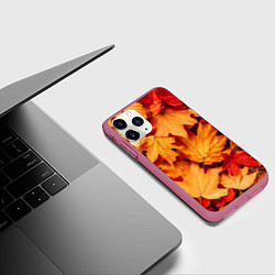 Чехол iPhone 11 Pro матовый Осенние кленовые листья, цвет: 3D-малиновый — фото 2