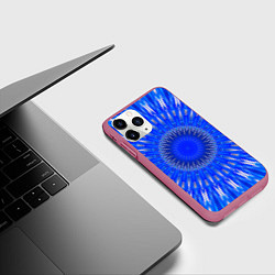Чехол iPhone 11 Pro матовый Абстрактный узор психоделика, цвет: 3D-малиновый — фото 2