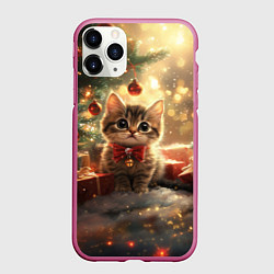 Чехол iPhone 11 Pro матовый Новогодний милый котенок с подарками, цвет: 3D-малиновый