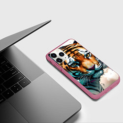 Чехол iPhone 11 Pro матовый Серьезный тигр, цвет: 3D-малиновый — фото 2