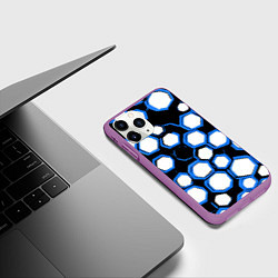 Чехол iPhone 11 Pro матовый Бело-синие шестиугольники на чёрном фоне, цвет: 3D-фиолетовый — фото 2