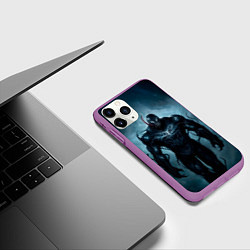 Чехол iPhone 11 Pro матовый Venom in fog, цвет: 3D-фиолетовый — фото 2