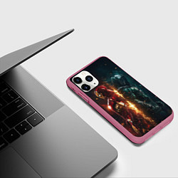 Чехол iPhone 11 Pro матовый Железный Человек - Доктор Дум, цвет: 3D-малиновый — фото 2