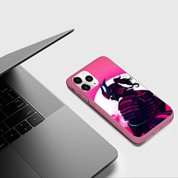 Чехол iPhone 11 Pro матовый Самурай на розовом фоне, цвет: 3D-малиновый — фото 2