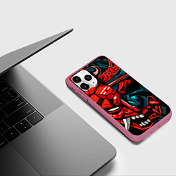 Чехол iPhone 11 Pro матовый Механический демон они и самурай, цвет: 3D-малиновый — фото 2