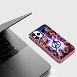 Чехол iPhone 11 Pro матовый Танос и мстители, цвет: 3D-малиновый — фото 2