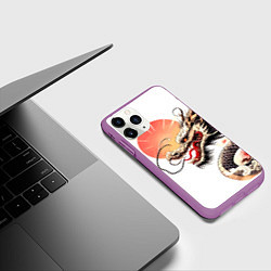 Чехол iPhone 11 Pro матовый Японский дракон и солнце, цвет: 3D-фиолетовый — фото 2