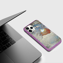 Чехол iPhone 11 Pro матовый Искрящийся мандарин на снегу, цвет: 3D-фиолетовый — фото 2