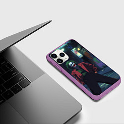 Чехол iPhone 11 Pro матовый Джокер в широких штанах, цвет: 3D-фиолетовый — фото 2