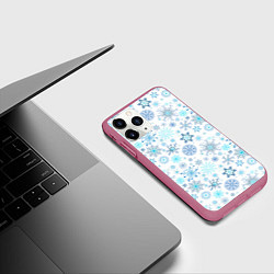 Чехол iPhone 11 Pro матовый Бирюзовые снежинки, цвет: 3D-малиновый — фото 2