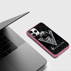 Чехол iPhone 11 Pro матовый Моя земля мои правила: медведь, цвет: 3D-малиновый — фото 2