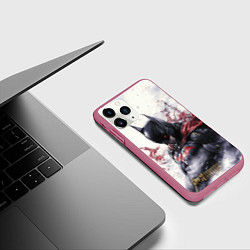 Чехол iPhone 11 Pro матовый Бэтмен в тумане, цвет: 3D-малиновый — фото 2