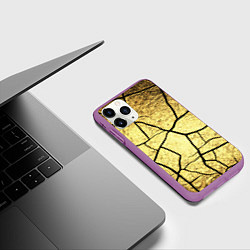 Чехол iPhone 11 Pro матовый Золотая треснутая текстура, цвет: 3D-фиолетовый — фото 2