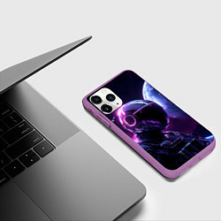 Чехол iPhone 11 Pro матовый Космонавт и фиолетовый космос, цвет: 3D-фиолетовый — фото 2