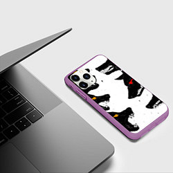 Чехол iPhone 11 Pro матовый Волки со светящимися глазами, цвет: 3D-фиолетовый — фото 2