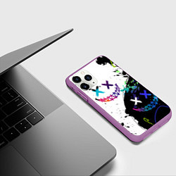 Чехол iPhone 11 Pro матовый Неоновые брызги - жуткие улыбки, цвет: 3D-фиолетовый — фото 2
