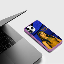 Чехол iPhone 11 Pro матовый Билли Айлиш в образе фараона, цвет: 3D-фиолетовый — фото 2