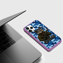 Чехол iPhone 11 Pro матовый Волк стреляет из автомата ВМФ, цвет: 3D-фиолетовый — фото 2