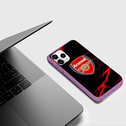 Чехол iPhone 11 Pro матовый Arsenal красные молнии, цвет: 3D-фиолетовый — фото 2