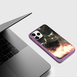 Чехол iPhone 11 Pro матовый Кот парит в космосе киберпанк, цвет: 3D-фиолетовый — фото 2