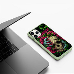 Чехол iPhone 11 Pro матовый BFMV: Roses Skull, цвет: 3D-салатовый — фото 2