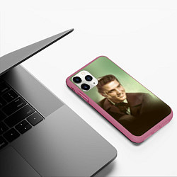 Чехол iPhone 11 Pro матовый Elvis Young, цвет: 3D-малиновый — фото 2