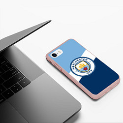 Чехол iPhone 7/8 матовый FC Manchester City: Colors, цвет: 3D-светло-розовый — фото 2