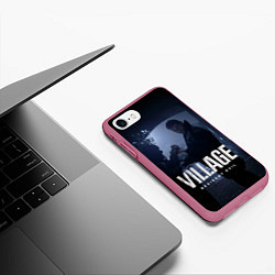 Чехол iPhone 7/8 матовый RESIDENT EVIL VILLAGE, цвет: 3D-малиновый — фото 2