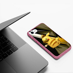 Чехол iPhone 7/8 матовый Пикачу детектив, цвет: 3D-малиновый — фото 2