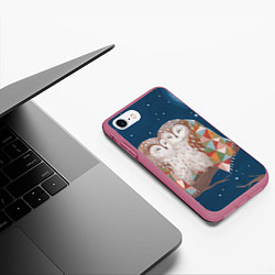 Чехол iPhone 7/8 матовый Ночные обнимашки, цвет: 3D-малиновый — фото 2