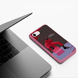 Чехол iPhone 7/8 матовый КВАДРАТ НА ОТДЫХЕ ИГРА В КАЛЬМАРА, цвет: 3D-малиновый — фото 2