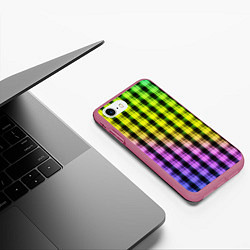 Чехол iPhone 7/8 матовый Градиентный клетчатый узор, цвет: 3D-малиновый — фото 2