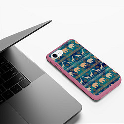 Чехол iPhone 7/8 матовый Жирафы и слоны, цвет: 3D-малиновый — фото 2