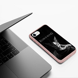 Чехол iPhone 7/8 матовый ELDEN RING FEARLESS B&W, цвет: 3D-светло-розовый — фото 2