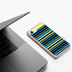 Чехол iPhone 7/8 матовый Желто-голубые полосы на черном фоне, цвет: 3D-светло-розовый — фото 2