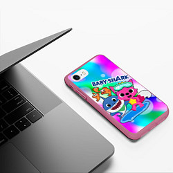 Чехол iPhone 7/8 матовый Baby Shark in bubbles, цвет: 3D-малиновый — фото 2