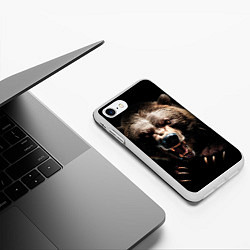 Чехол iPhone 7/8 матовый Бурый агрессивный медведь, цвет: 3D-белый — фото 2