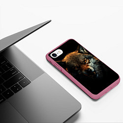 Чехол iPhone 7/8 матовый Оскал дикого волка, цвет: 3D-малиновый — фото 2