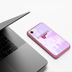 Чехол iPhone 7/8 матовый Love is everywhere on gradient, цвет: 3D-малиновый — фото 2