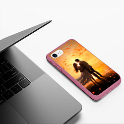 Чехол iPhone 7/8 матовый Влюбленная пара на закате, цвет: 3D-малиновый — фото 2