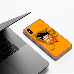 Чехол iPhone XS Max матовый Kid Goku, цвет: 3D-коричневый — фото 2