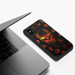 Чехол iPhone XS Max матовый Огненные черепа Carbon, цвет: 3D-черный — фото 2