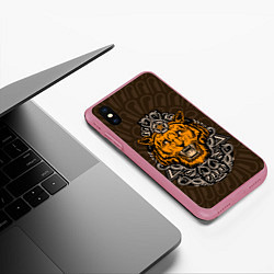 Чехол iPhone XS Max матовый Тигр в треугольнике, цвет: 3D-малиновый — фото 2