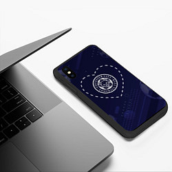 Чехол iPhone XS Max матовый Лого Leicester City в сердечке на фоне мячей, цвет: 3D-черный — фото 2