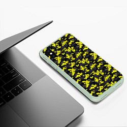 Чехол iPhone XS Max матовый Камуфляж Пиксельный Чёрно-Жёлтый, цвет: 3D-салатовый — фото 2