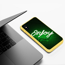 Чехол iPhone XS Max матовый Неоновая надпись во тьме: Наслаждайся - Зелёный, цвет: 3D-желтый — фото 2